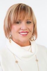 Marilyn Noble, Real Estate Salesperson in Patchogue, M&D Good Life