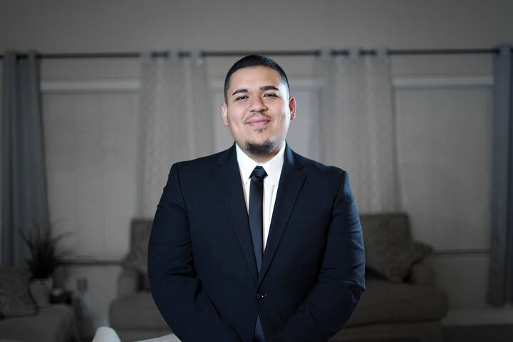 Gustavo Garcia, Real Estate Salesperson in Bakersfield, Jordan-Link