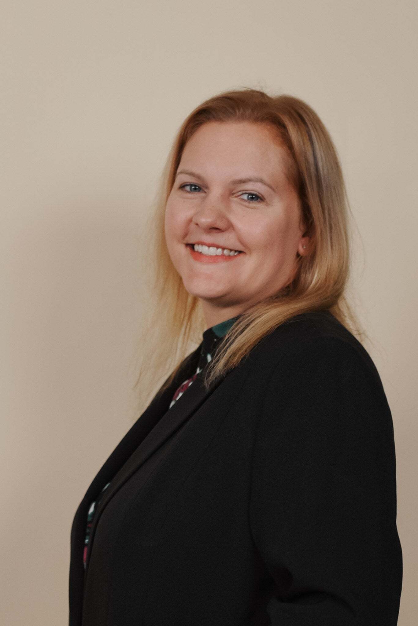 Brittany Gossett, Real Estate Salesperson in Locust Grove, Crowe Realty