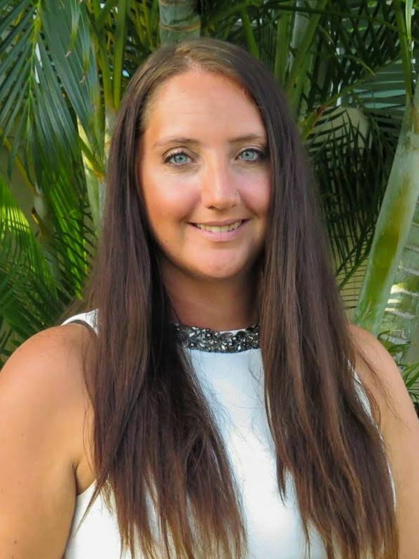 Tesha Squires, Real Estate Salesperson in Mililani, Pacific Properties