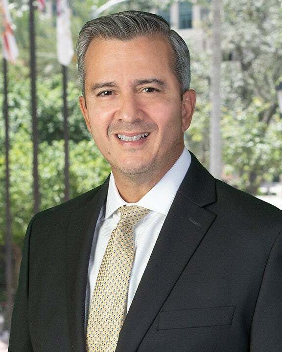 Hector Pena, Real Estate Salesperson in Miami, World Connection
