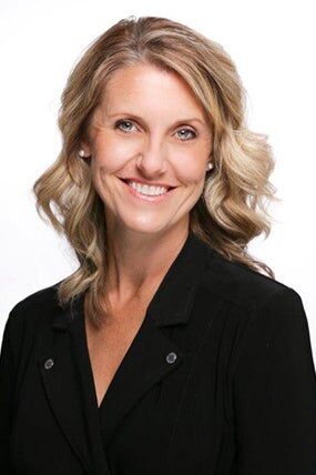 Heather Bauer, Real Estate Salesperson in Leawood, Kansas City Homes