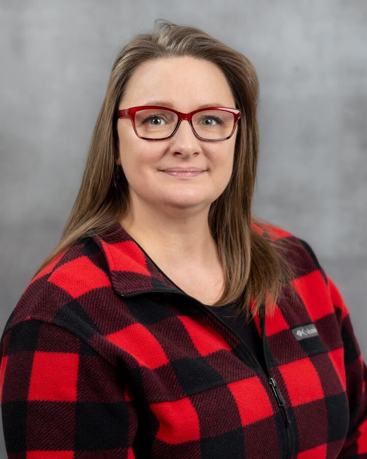 Jessika George, Real Estate Salesperson in Schofield, Action