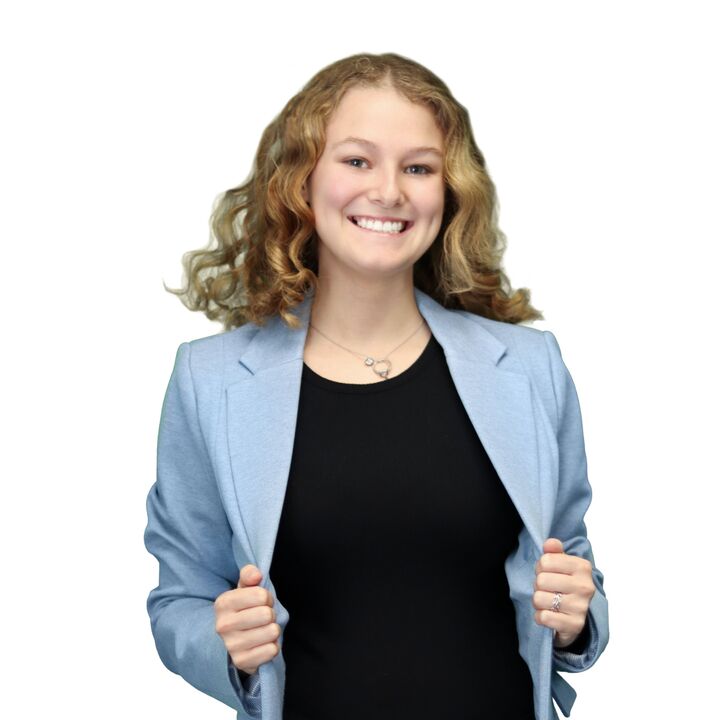 Chloe Perrin, Real Estate Salesperson in Beverly Hills, ERA American Suncoast