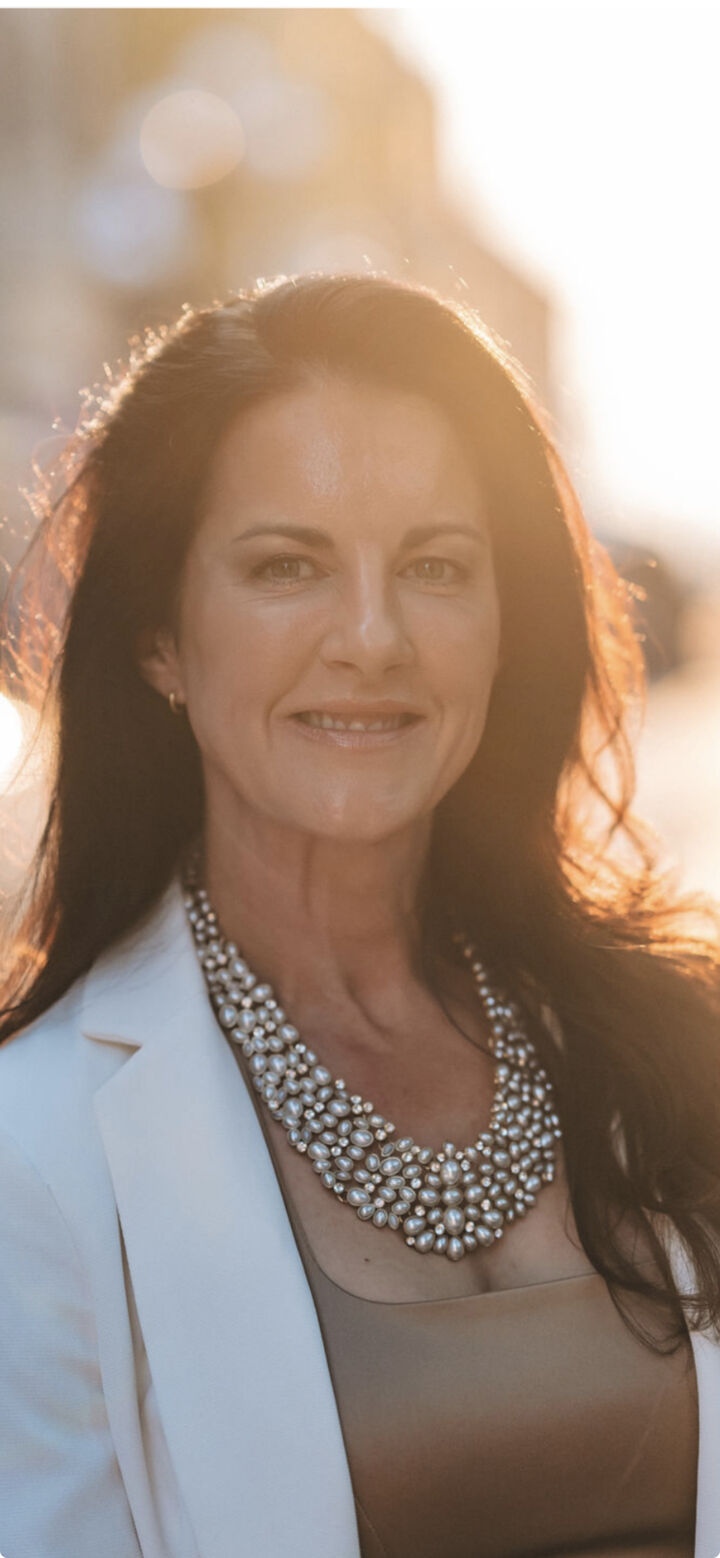 Melissa Hess,  in Federal Way, Windermere