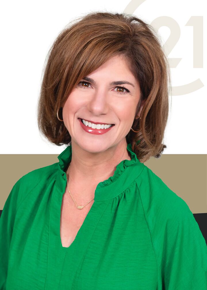 Tara Demarie,  in Lake Charles, Bessette Flavin