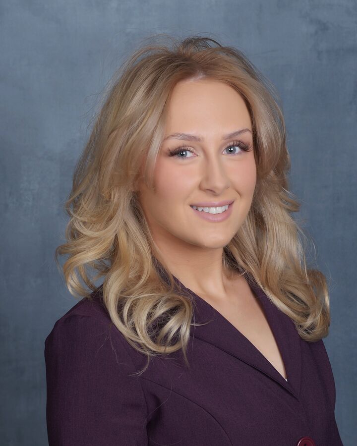 Brooke Fox, Real Estate Salesperson in Clio, Signature Realty