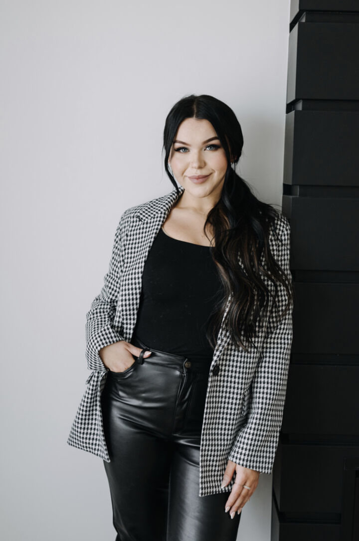 Mallory Middlestead,  in Fort McMurray, Coldwell Banker United 