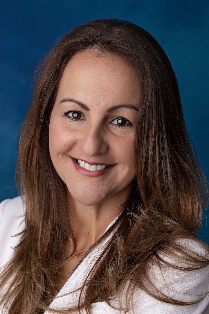 Yaima Gonzalez, Real Estate Salesperson in Punta Gorda, Sunstar Realty