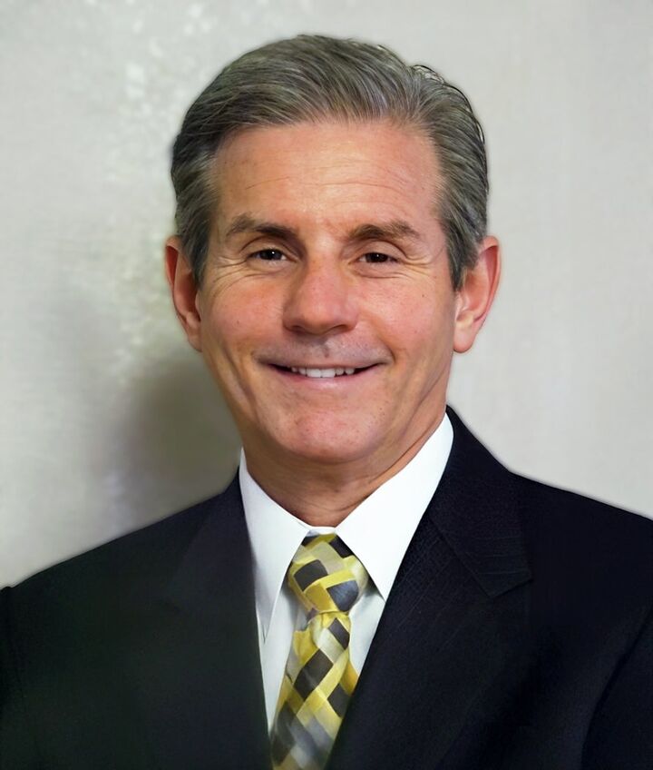 Frank Thierjung, Real Estate Broker in Salem, Professional Group