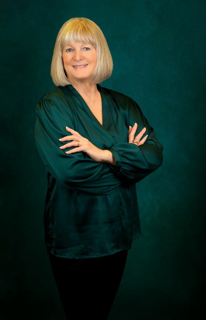 Kristine Nicholls, Managing Broker/REALTOR® in Bothell, Windermere