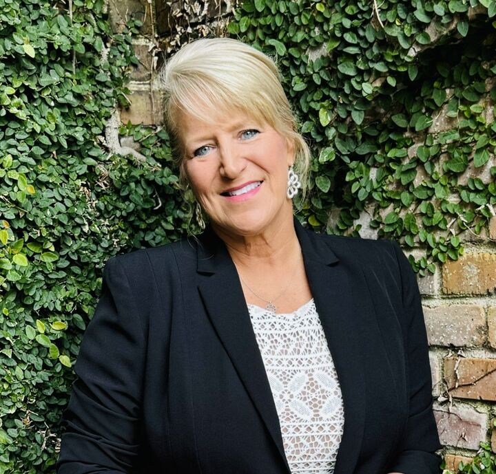 Lisa Brown, Real Estate Salesperson in Summerville, ERA Wilder Realty