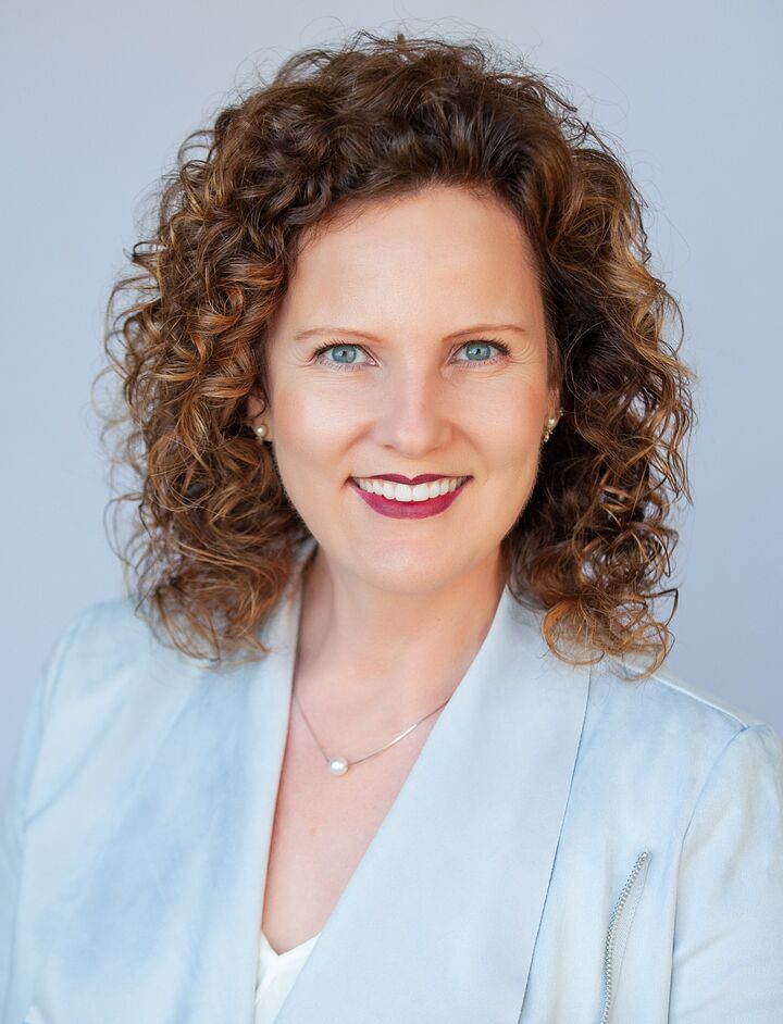 Anneke Wilkey, Real Estate Salesperson in Dayton, Pryor Realty, Inc.