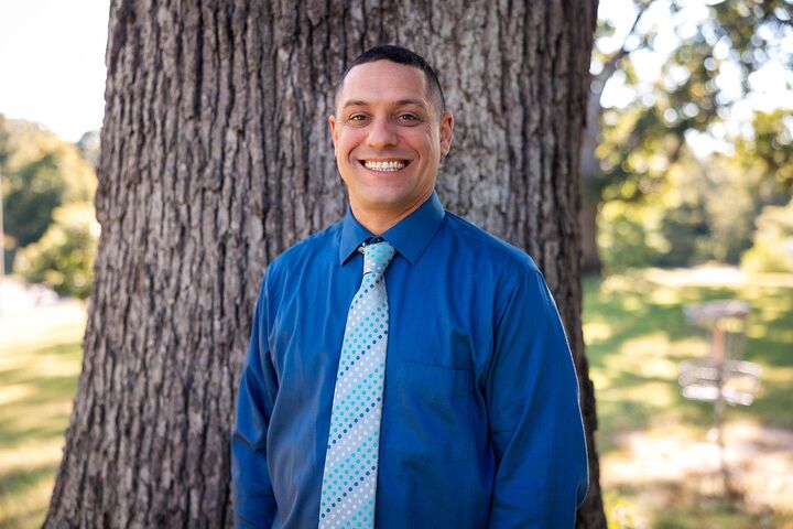 Daniel Norton,  in Clinton, Quest