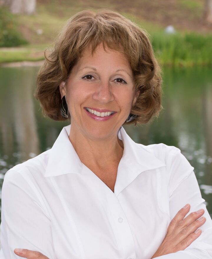 Robin Kelley, Real Estate Salesperson in Chattanooga, Pryor Realty, Inc.