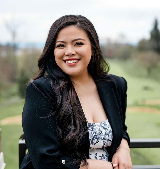 Jess Iglesias, Marketing Coordinator, Marketing Programs (Premier, W Collection, Equestrian Living) in Seattle, Windermere