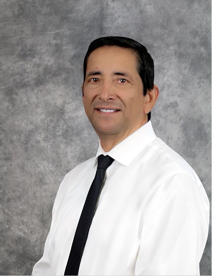 Juan Oyola, Real Estate Salesperson in Coral Springs, Tenace Realty