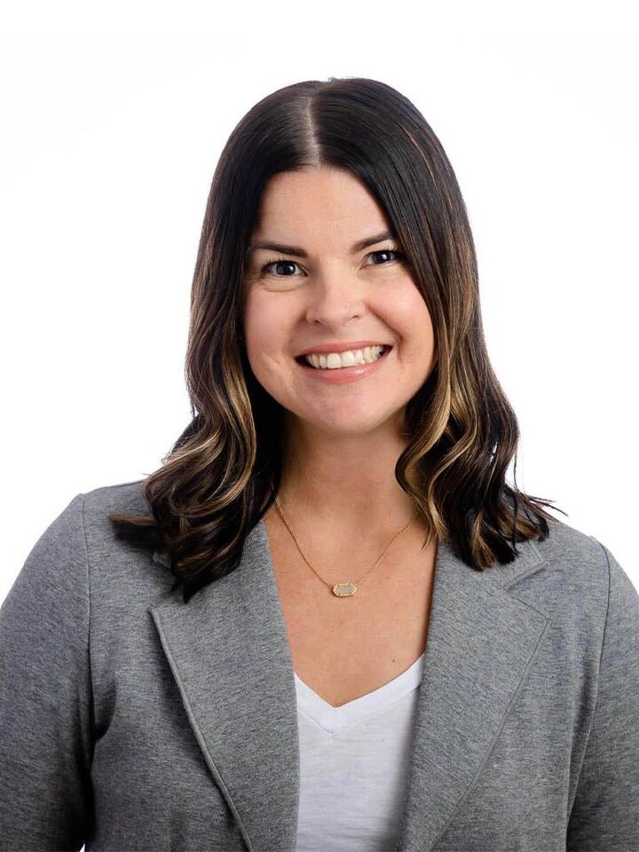Brooke Hoel, Real Estate Salesperson in Sun Prairie, Affiliated