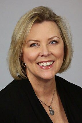 Carol Chartrand, Real Estate Salesperson in Overland Park, Kansas City Homes