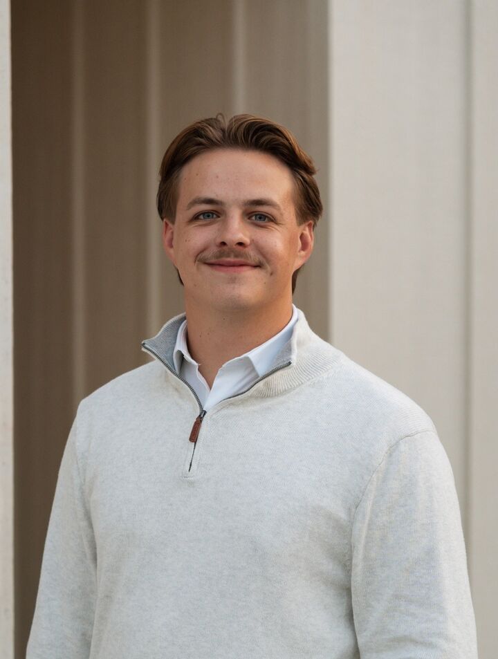 Daniel Volyanyuk, Real Estate Broker in Moses Lake, Gary Mann Realty