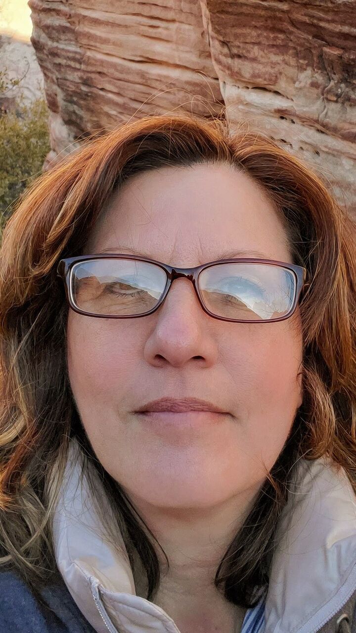 Donna Bermas-Oakley,  in Hauppauge, Realty Connect