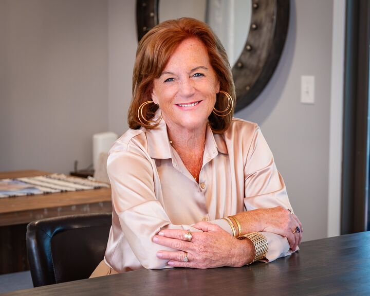 Lori Jaglois,  in Richmond, Professionals