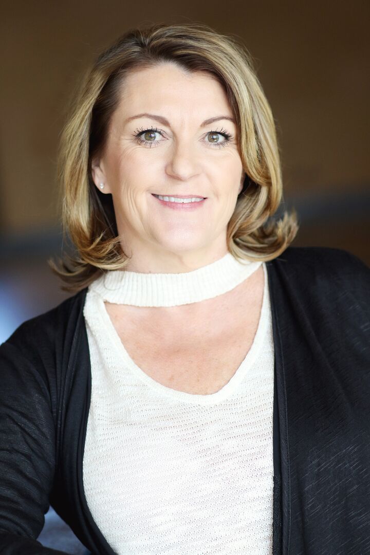 Lisa Stephen, Real Estate Salesperson in Cheyenne, The Property Exchange