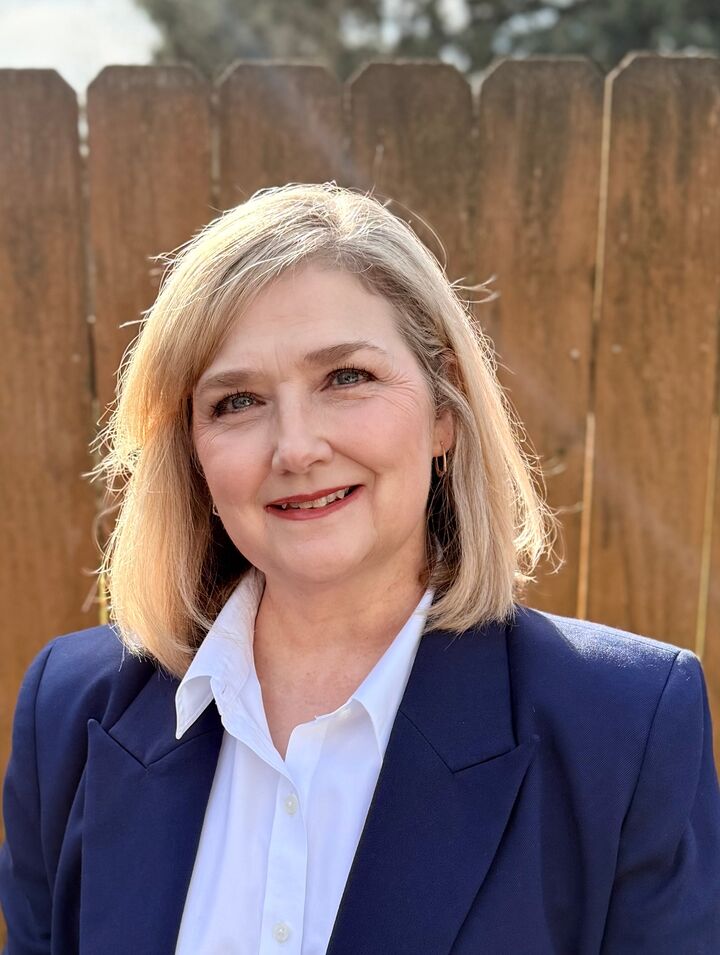 Teresa Mirwald, Real Estate Broker in Vancouver, North Homes Realty