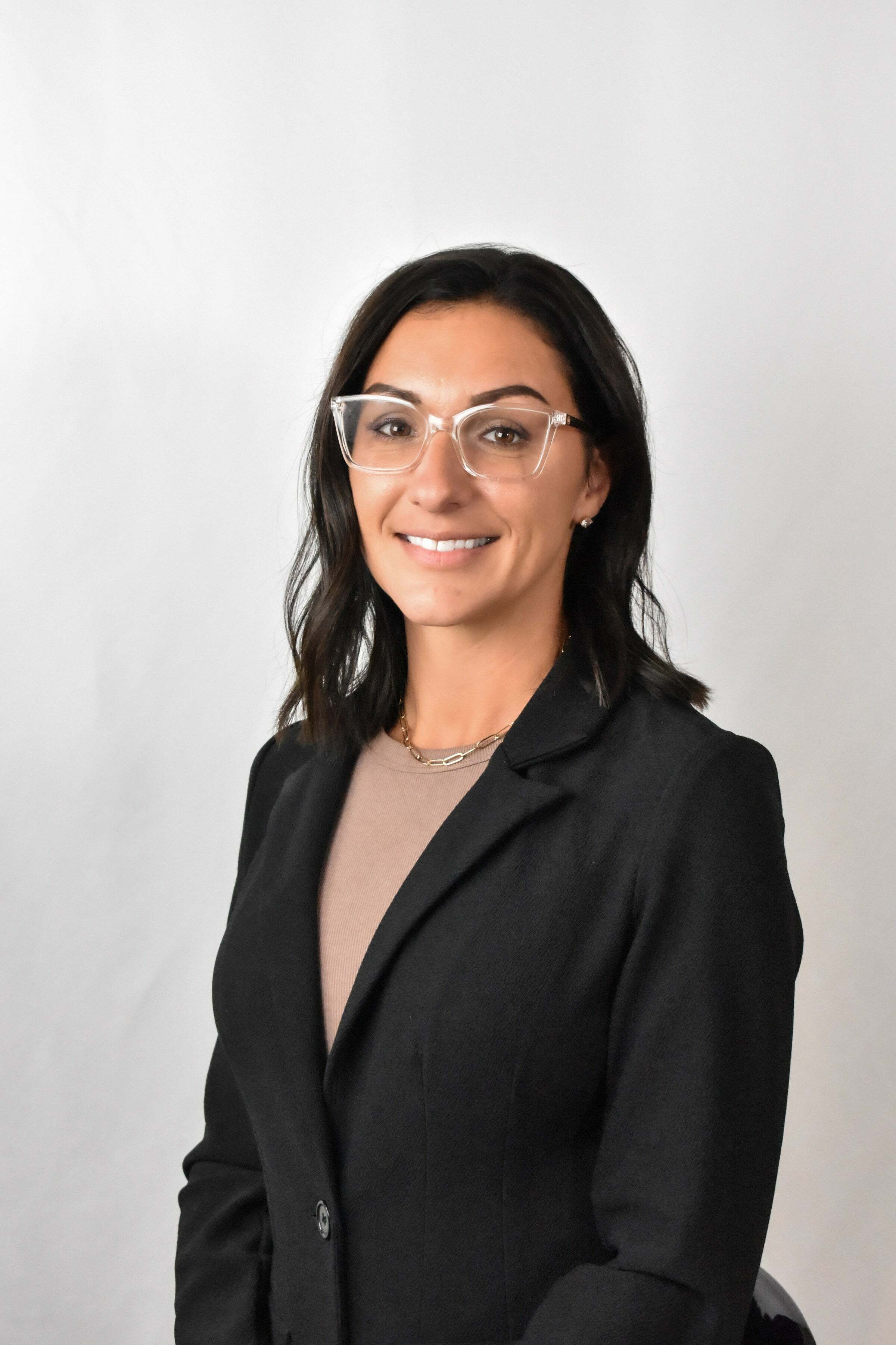 Michelle Heinzerling, Real Estate Salesperson in Dearborn Heights, Curran & Oberski