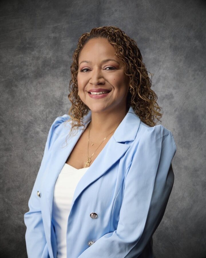 Juliet Alegrias,  in Boynton Beach, Tenace Realty