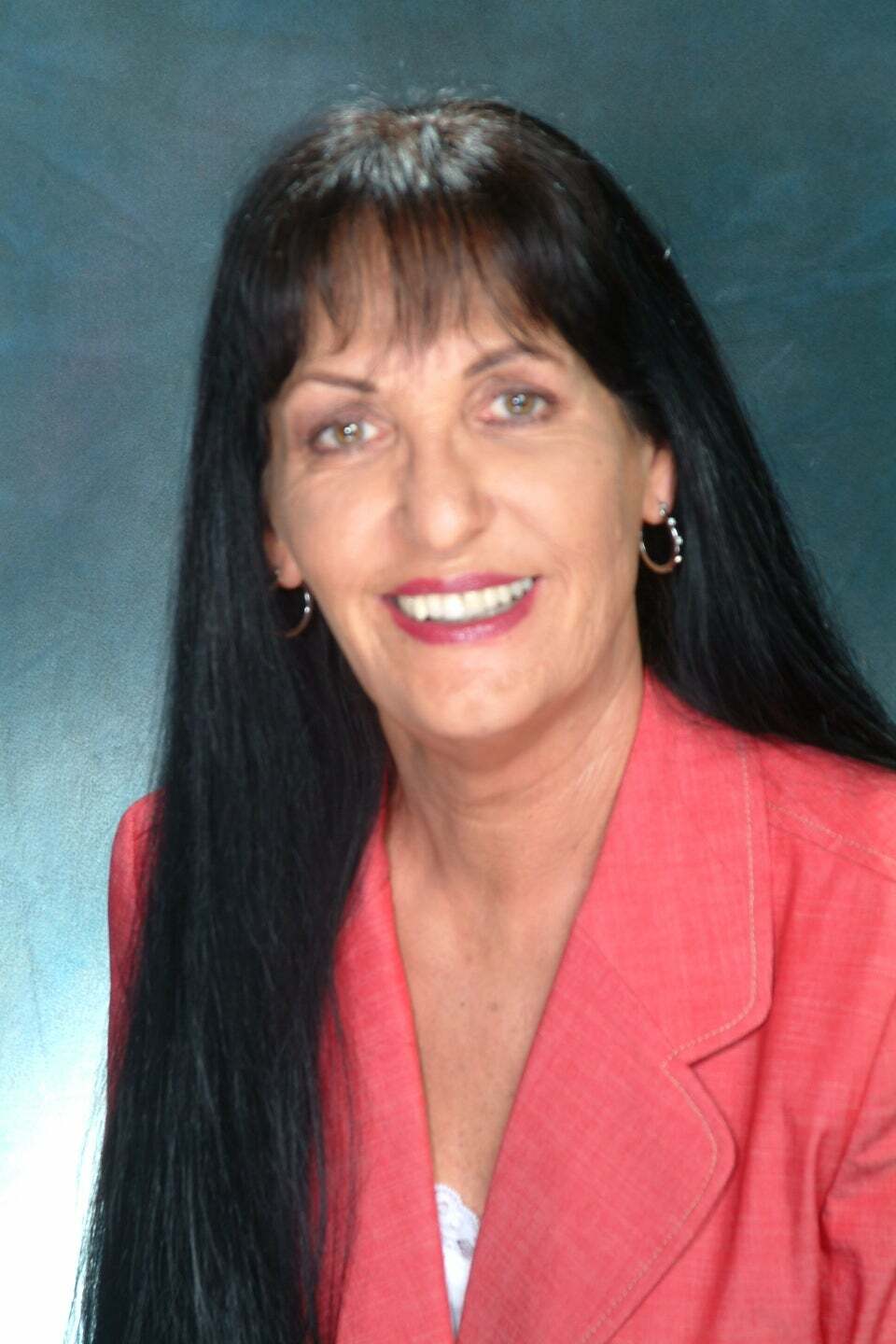 Sharon Dickey, Real Estate Salesperson in Bakersfield, Preferred, Realtors