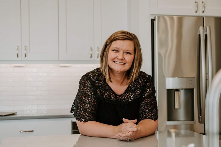 April Tucker, Real Estate Salesperson in Omaha, The Good Life Group