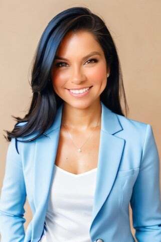 Danna Rojas, Sales Associate in Mooresville, Carolinas
