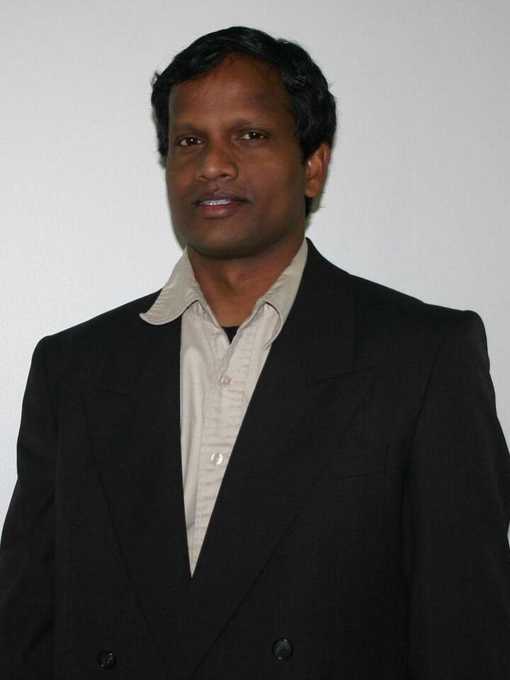 Sagathevan Shanmugam,  in Vaughan, Coldwell Banker The Real Estate Centre, Brokerage