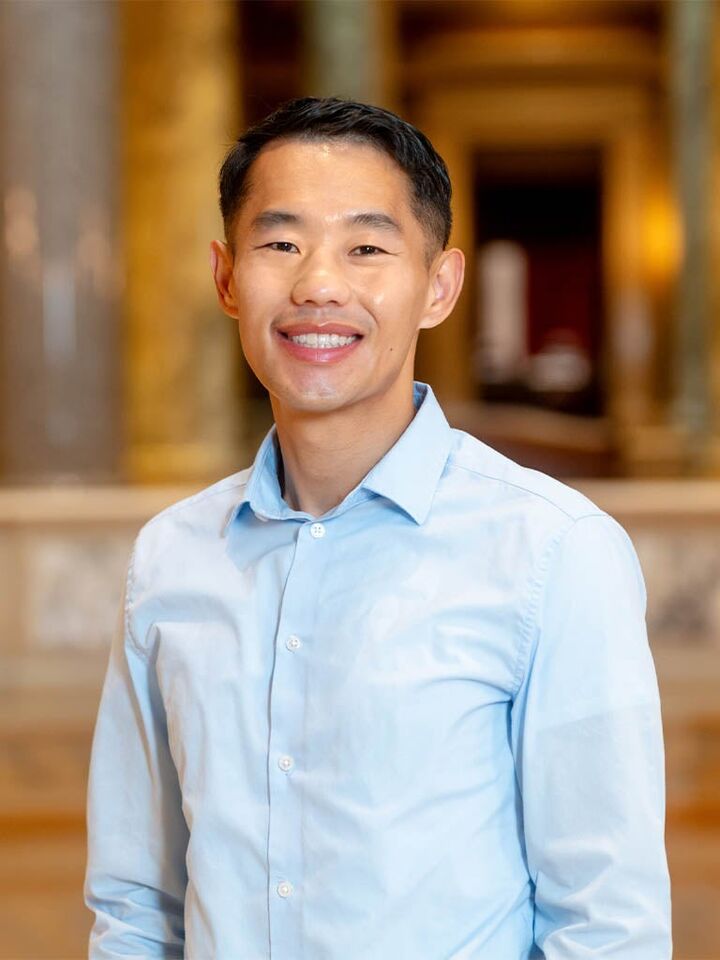 Tounhia Khang, Real Estate Salesperson in Fitchburg, Affiliated