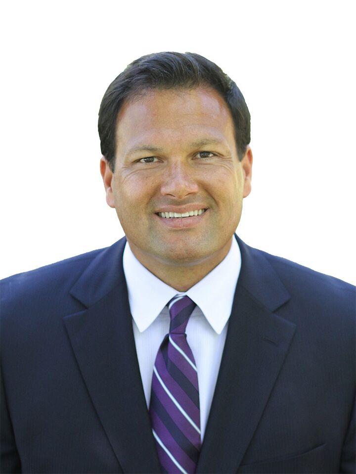 Mike Munoz,  in Columbus, Scheetz