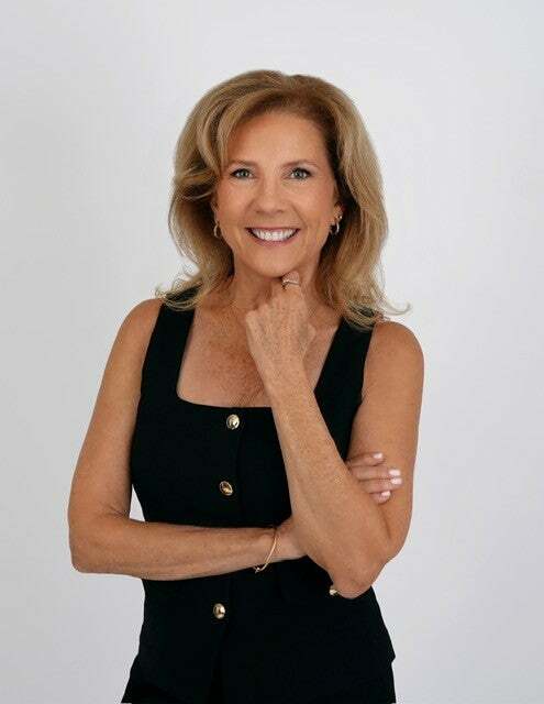 Caroline Lobevero, Real Estate Salesperson in Jupiter, Tenace Realty