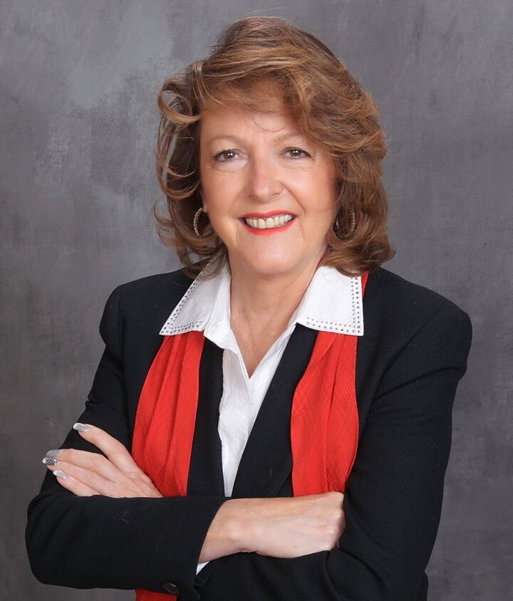 Linda Wright,  in Rockaway, Semiao & Associates