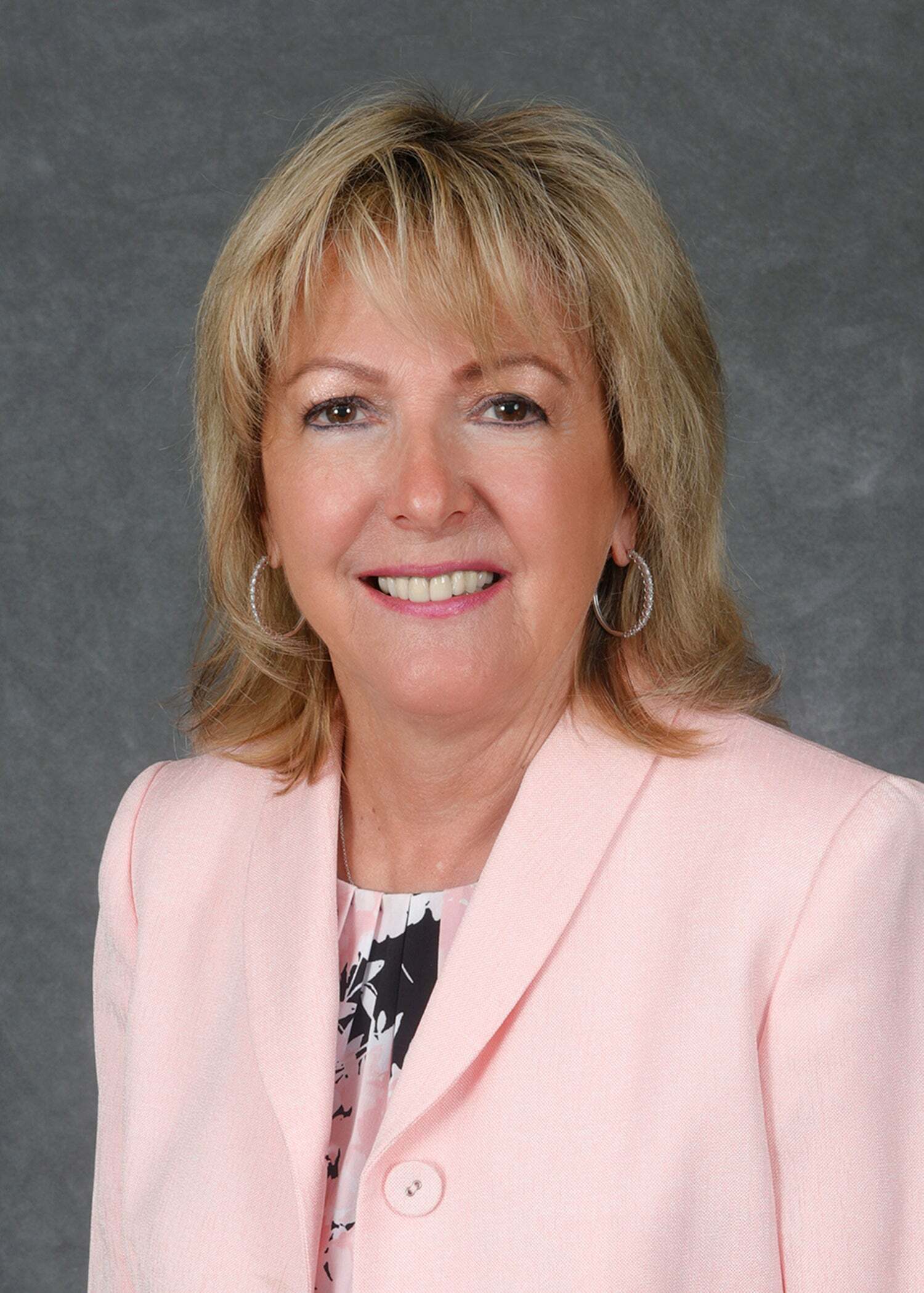 Linda Wright, Associate Real Estate Broker in Rockaway, Christel Realty