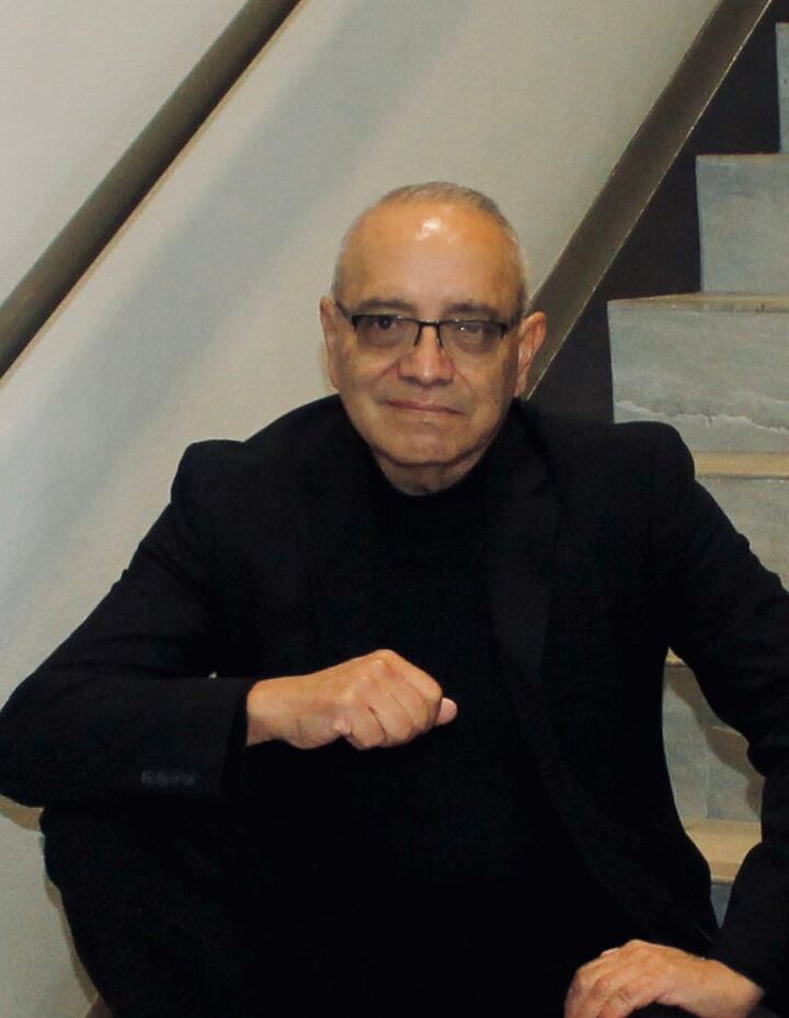 Carlos Ceballos, Real Estate Salesperson in Las Vegas, Americana