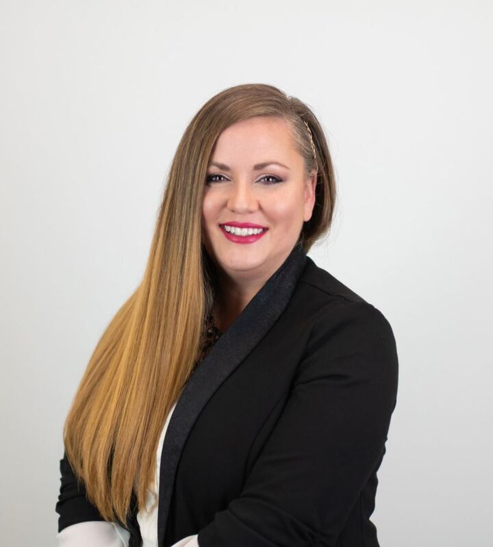 Rachael Miller,  in Richland, Tri-Cities