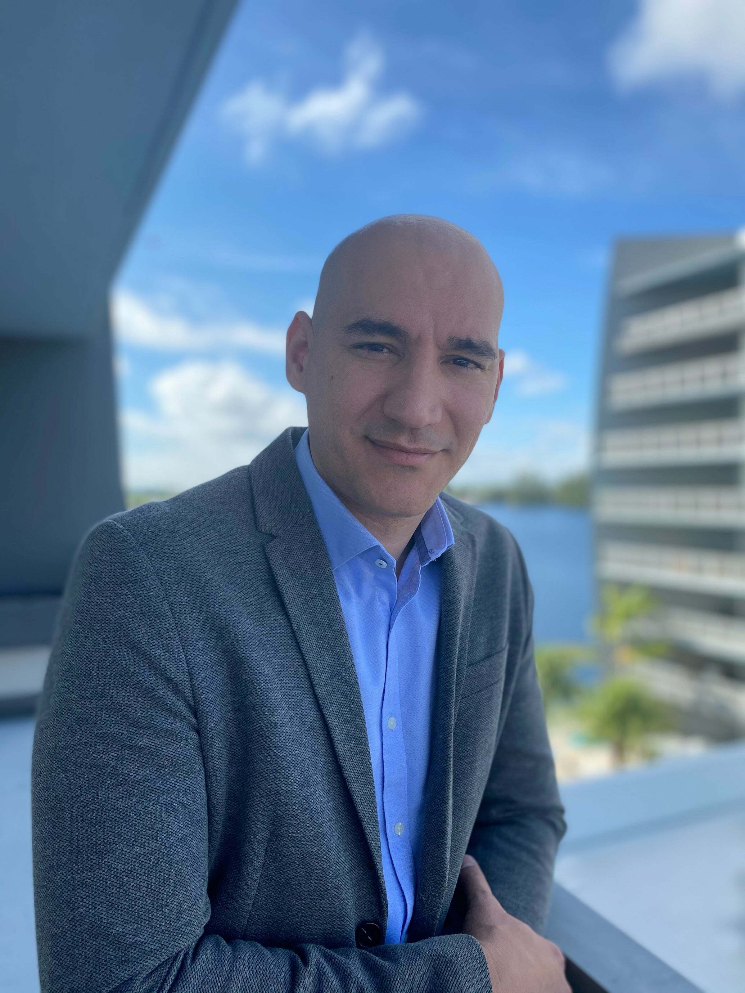Ioannis Del Campo Cespedes, Real Estate Salesperson in Miami, First Service Realty ERA Powered