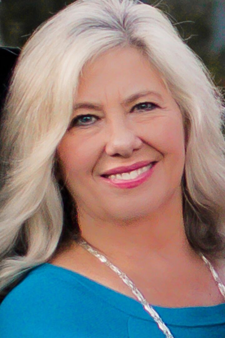 Sheila Grosshans, Real Estate Salesperson in Oxnard, Masters