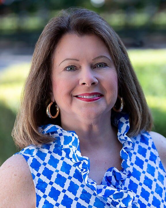 Lizz Harmon, Real Estate Salesperson in Tampa, Tomlin St Cyr Real Estate Services ERA Powered