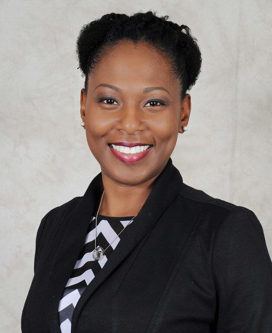 Chrystie Rolle, Real Estate Salesperson in Apollo Beach, Beggins Enterprises