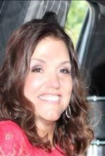 Jeannette Lopera,  in Woodbury, Realty Connect