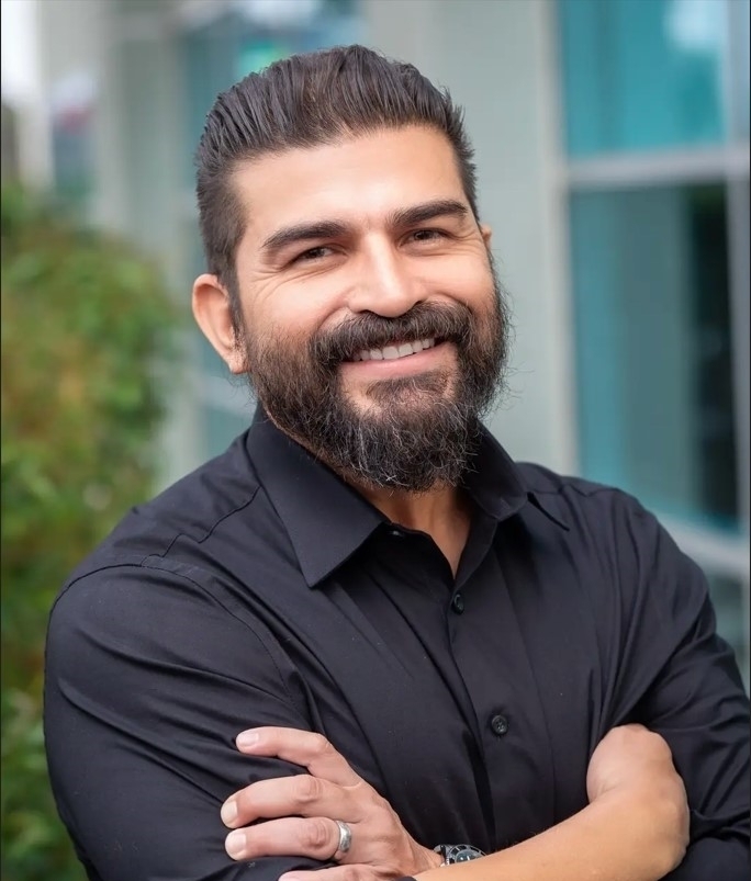 Daniel Rivas, in Sacramento, Windermere