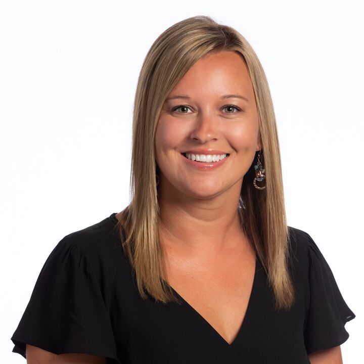 Crystal Lopez, Real Estate Broker in Hickory, Foothills