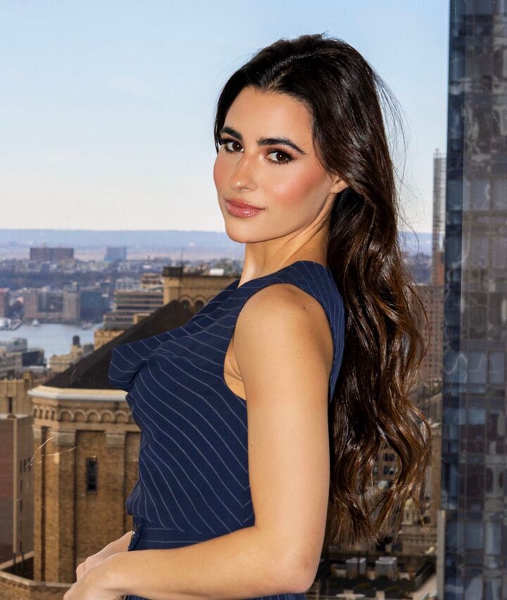 Marie Puntillo,  in Woodbury, Realty Connect