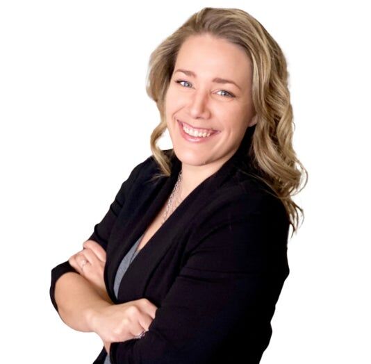 Chelsea Guerra, Real Estate Salesperson in Onekama, Schmidt Realtors